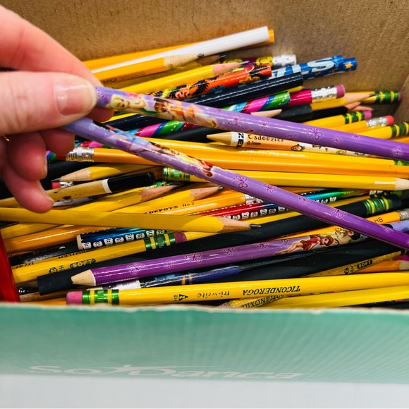 Pencil Bundle OVER 200 pencils/erasers Mainly NEW, some sharpened, and some used - Picture 3 of 7